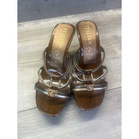 ITALIAN Shoemakers 7.5 Carved Out Wooden Heels Gold Bronze - Picture 3 of 14
